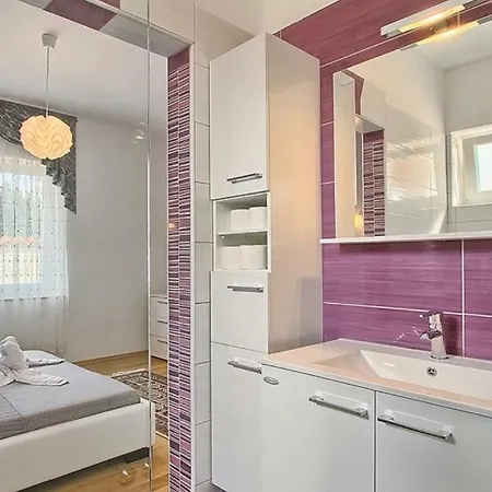 Zafirah Villa *
