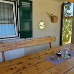 Zafirah Villa Pula