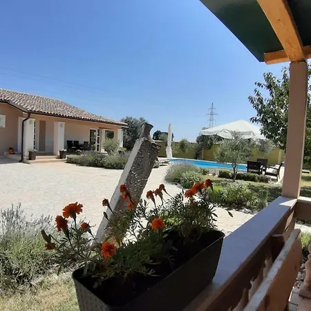 Vila Zafirah